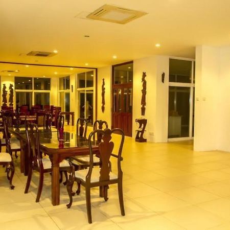 Hotel Villa Viana Marawila Εξωτερικό φωτογραφία