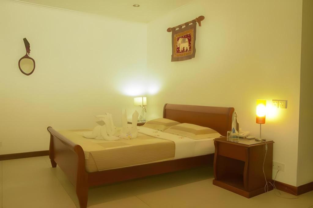 Hotel Villa Viana Marawila Εξωτερικό φωτογραφία
